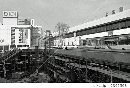 大宮駅西口歩行者立体横断施設工事の写真素材 - PIXTA