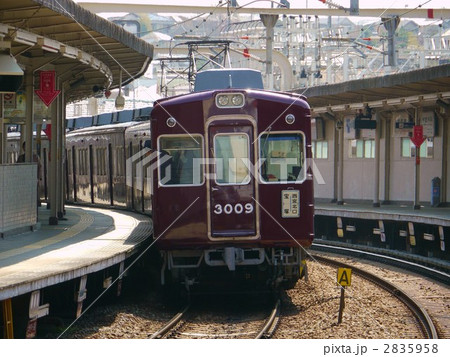 阪急電鉄3000系の写真素材 - PIXTA
