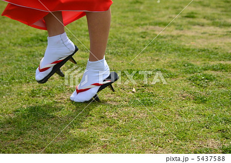 白足袋 下駄の写真素材