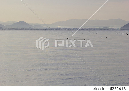 琵琶湖 びわこ 蜃気楼 浮島現象の写真素材
