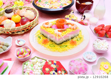 ちらし寿司 雛祭り ひな祭りパーティー ご馳走の写真素材