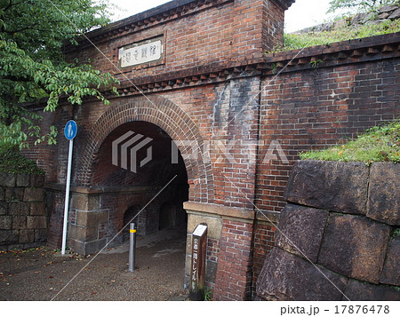 レンガ トンネル 入口 南禅寺の写真素材