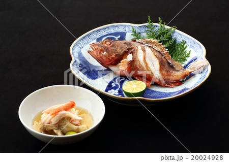 和食 焼き魚 煮物 いさきの写真素材
