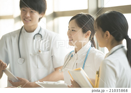 Sexy nurse with big breasts in hospital. - Stock Photo [58603603] - PIXTA