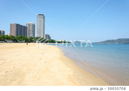 海っぴビーチ 博多湾 マリナタウン 海浜公園 砂浜の写真素材