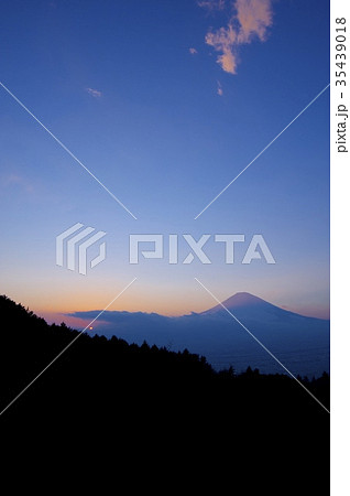 富士山 乙女峠 夕焼け 御殿場の写真素材 - PIXTA