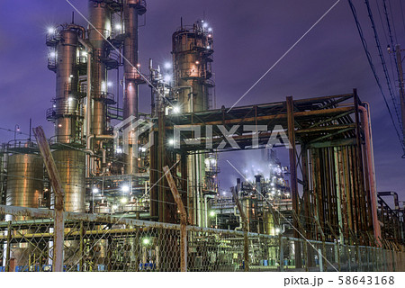 工場 夜景 川崎 かっこいいの写真素材