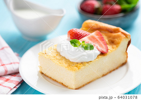 シシリー ケーキ 洋菓子 デザートの写真素材