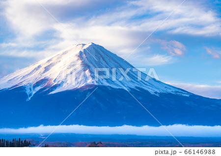 あかね雲の写真素材 - PIXTA