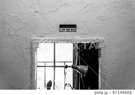 経年劣化 しっくいの写真素材