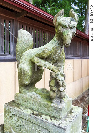 石仏 キツネ 稲荷 像の写真素材 - PIXTA