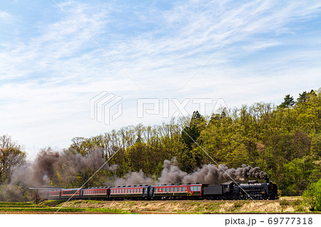 水田 汽車 鉄道 Sl 自然の写真素材