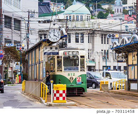 函館 交通 函館市電 十字街の写真素材 - PIXTA