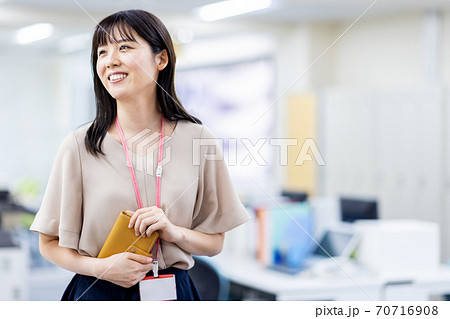 素人　事務員 