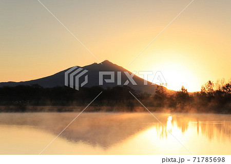 筑波山 日の出の写真素材