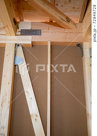 耐震 補強金具 補強 建設の写真素材
