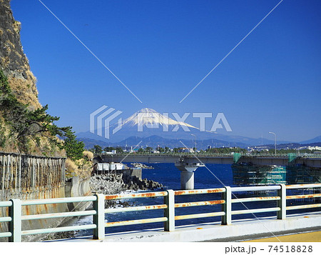 石部海上橋の写真素材