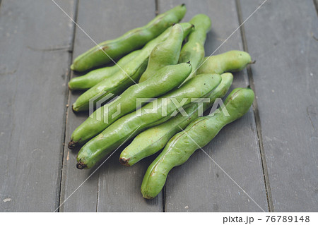 そら豆 豆 野菜 大きいの写真素材