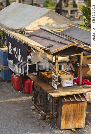 リヤカー 屋台の写真素材 - PIXTA