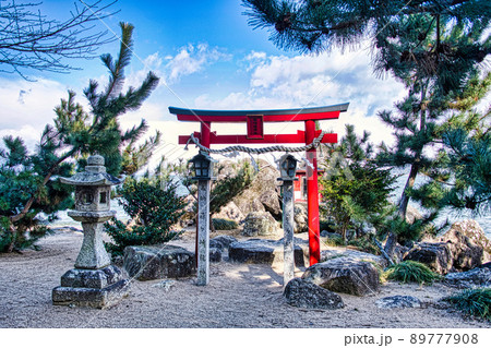 神秘的神社の写真素材