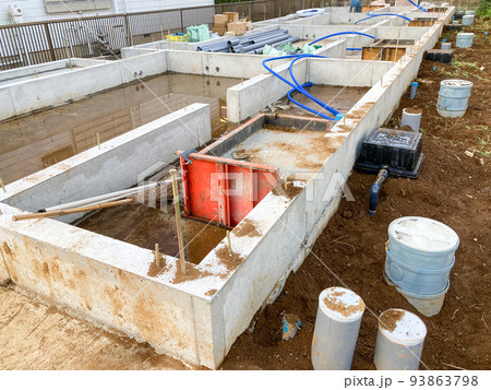 集合住宅の基礎工事の現場