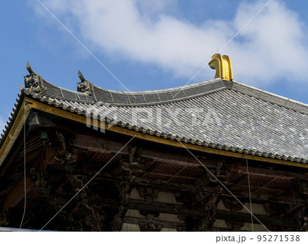 鴟尾（しび）の写真素材 - PIXTA