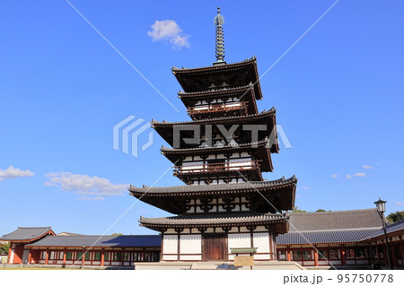 六重の塔の写真素材 - PIXTA