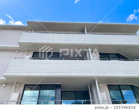 おしゃれな新築マンションの外観イメージ