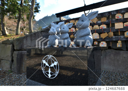 ウサギの石像^^ 楽天市場】石像ウサギの通販