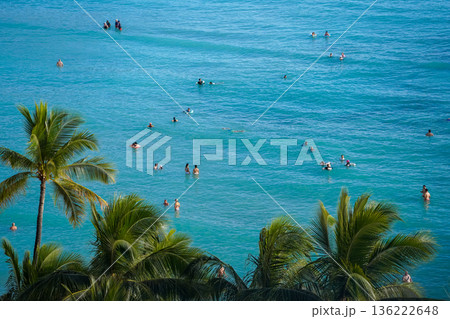 青いビーチの風景画像 青いビーチの写真素材｜写真素材なら「写真AC」無料（フリー